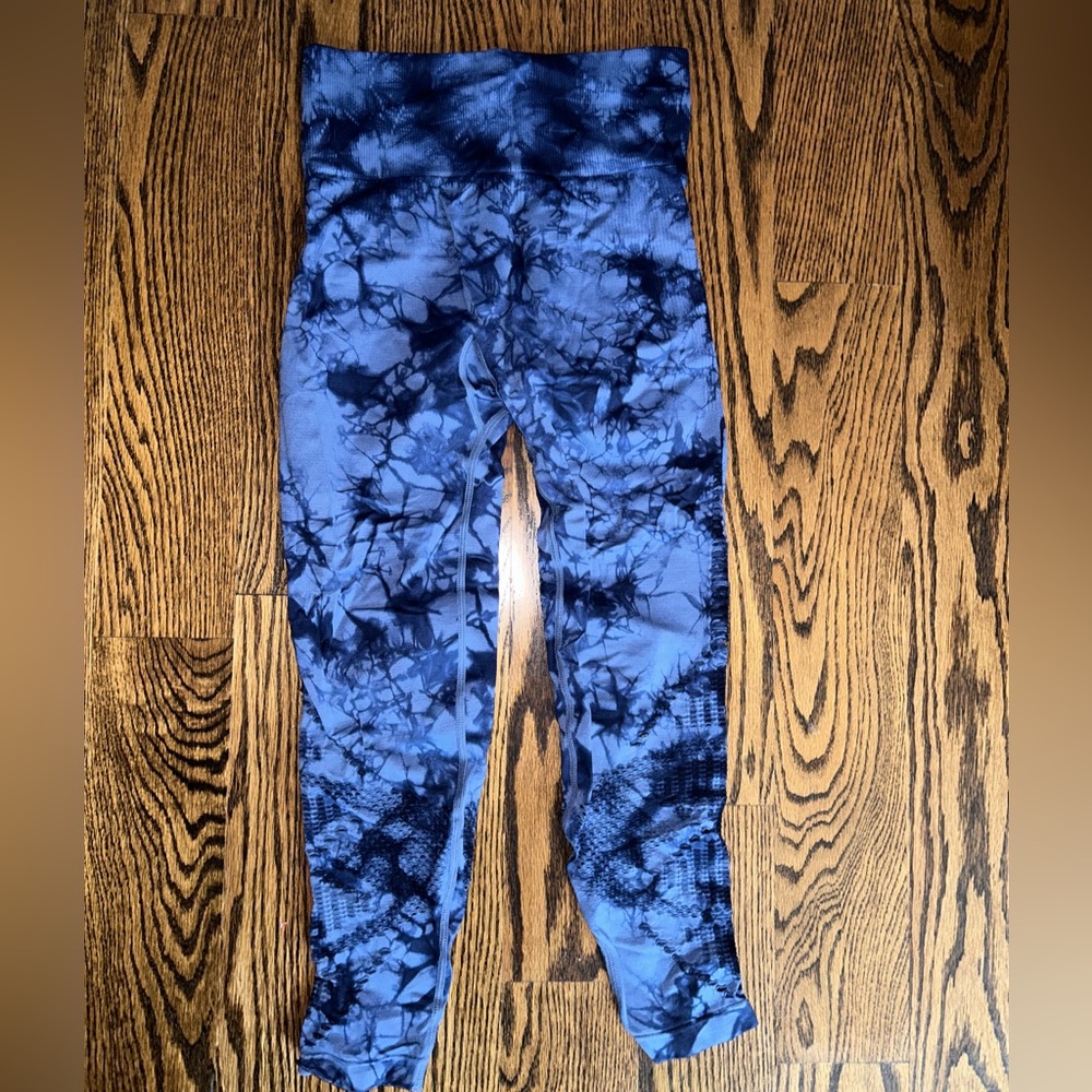 Pink workout leggings